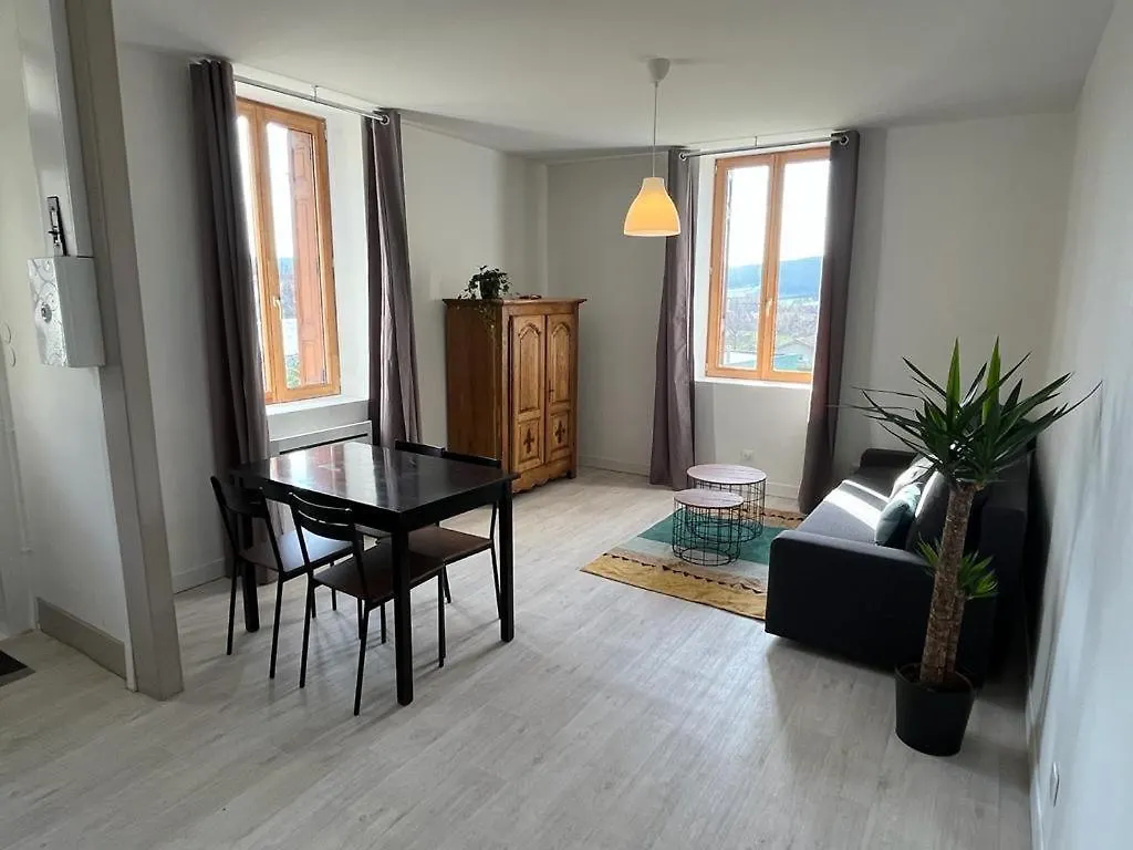 Appartement Vue Sur Le Village Saint-Genest-Malifaux